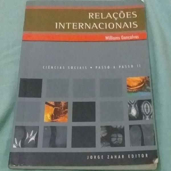 livro Relações Internacionais, de Williams