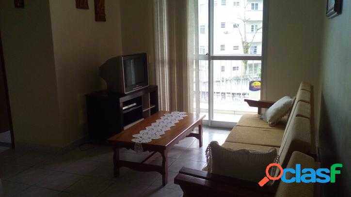 Apartamento 2 dormitórios com mobília