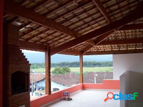 Casa nova sobreposta na Vila Caiçara!