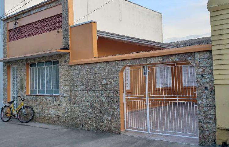 Casa para aluguel possui 187 metros quadrados
