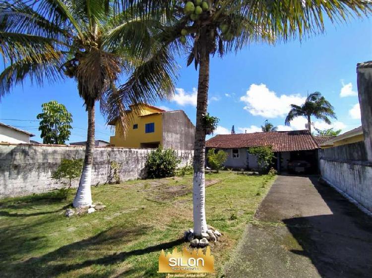 Casa para venda possui 70 metros quadrados com 2 quartos em
