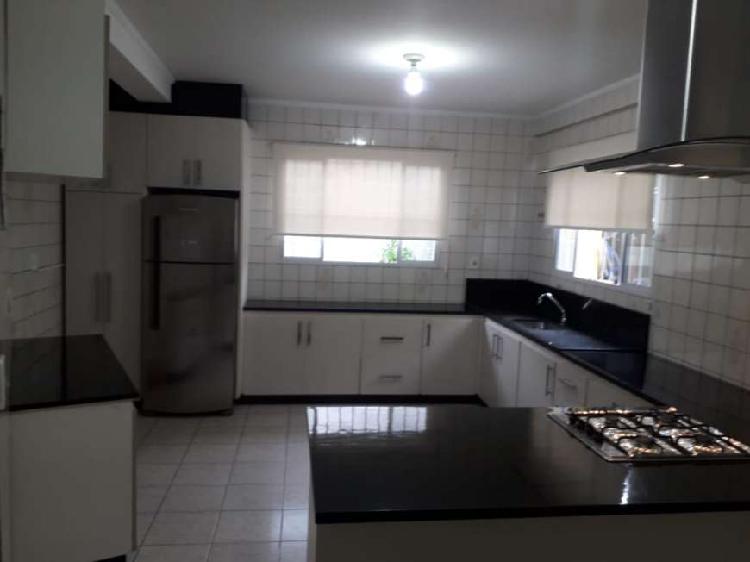 Casa à venda - Guarulhos, aceita financiamento,4 quartos, 3