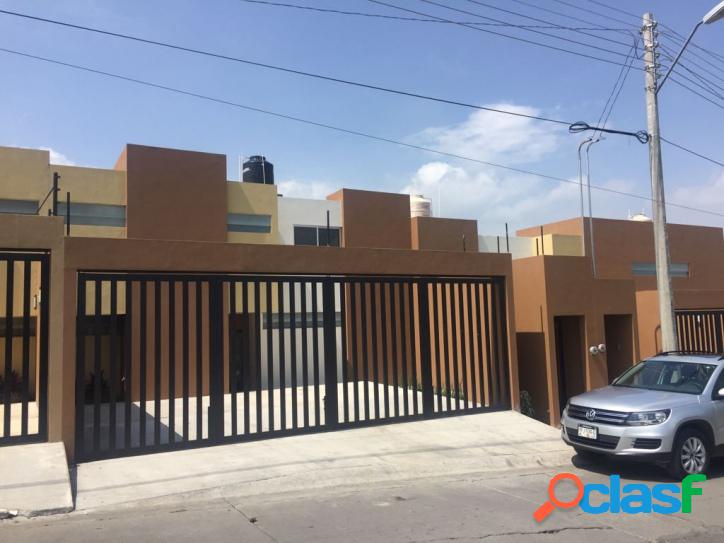 CASA EN VENTA, LOMAS DE VISTA, MORELIA