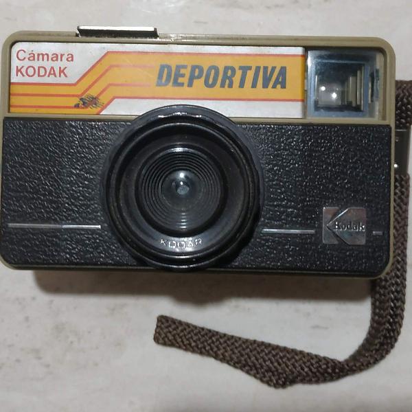 antiga câmera fotográfica kodak deportiva