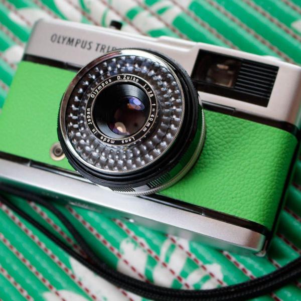 câmera fotográfica olympus trip 35 - revisada (verde)