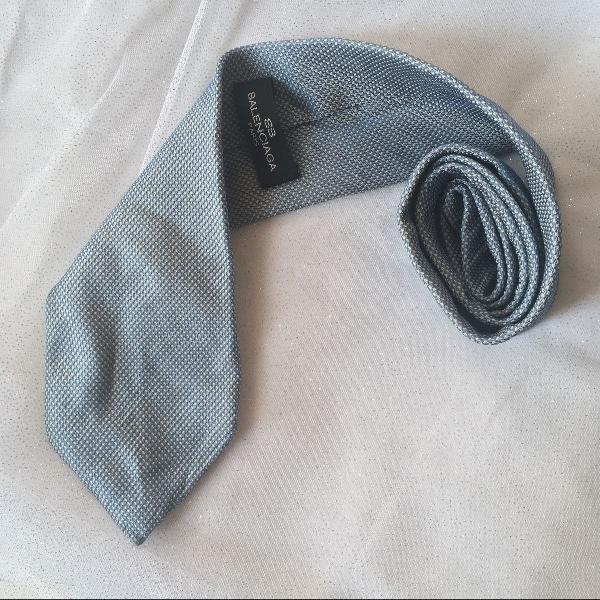 gravata balenciaga luxo clássica holográfica