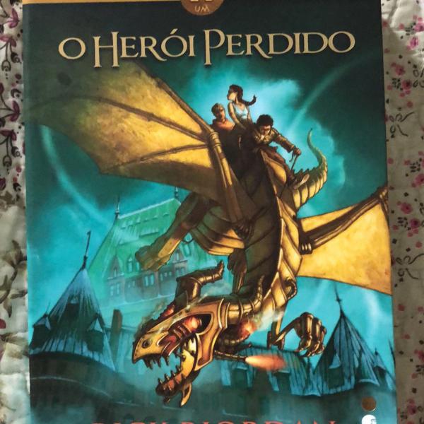 livro o herói perdido editora intrínseca