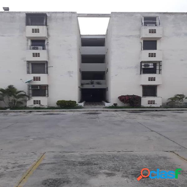 Apartamento en Venta de 65m2, en Ciudad Alianza Res. Alianza