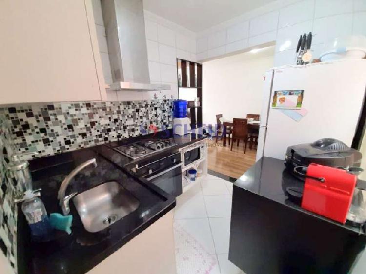 Apartamento 2 dormitórios á venda na Cidade Ademar