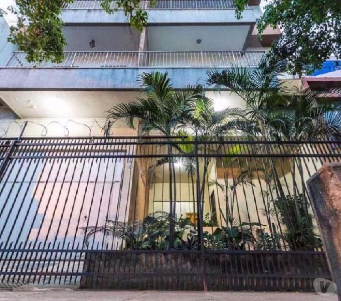 Apartamento a venda em Benfica