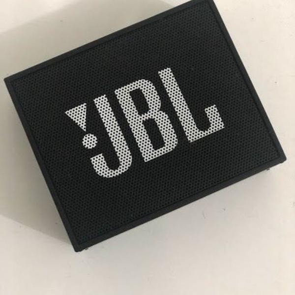 jbl caixa preta