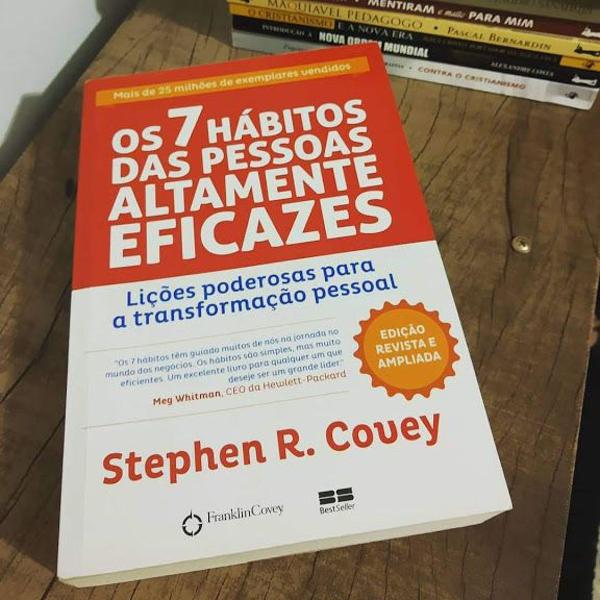 livro "os 7hábitos das pessoas altamente eficazes"