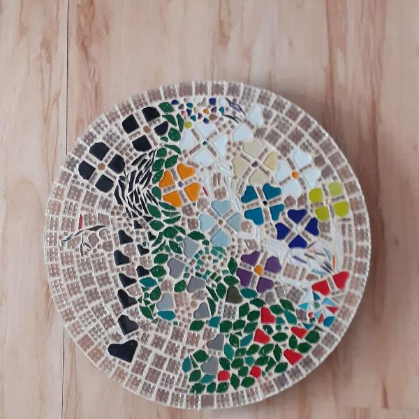 prato giratório em Imbuia maciça com mosaicos