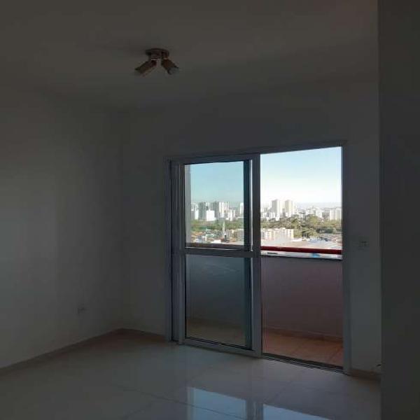 Apartamento para aluguel com 72 metros quadrados com 3