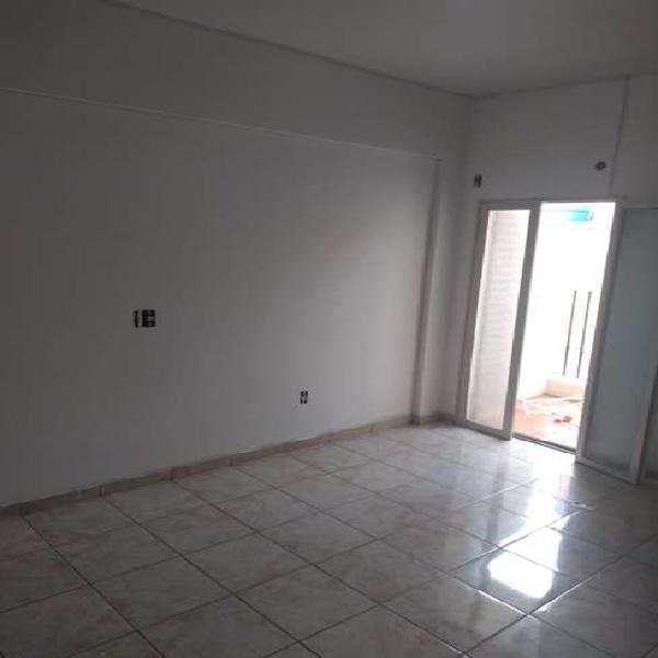 Apartamento para aluguel e venda tem 138 metros quadrados
