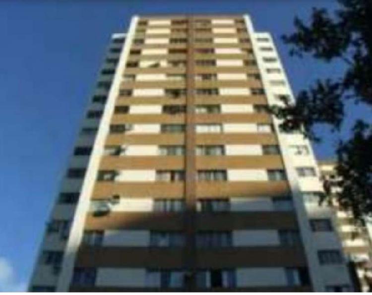 Apartamento para venda possui 75 metros quadrados com 3