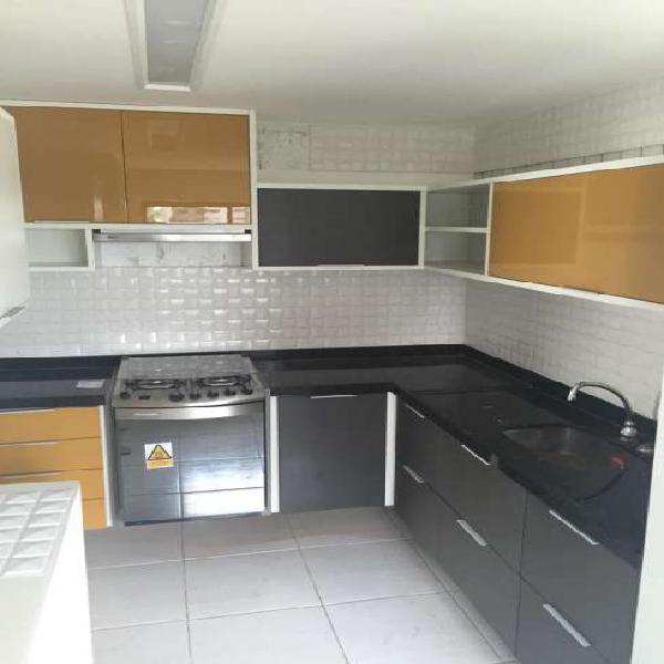 Apartamento para venda possui 87 metros quadrados com 3