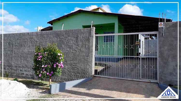 Casa com 2 Quartos à Venda, 70 m² por R$ 185.000,00,