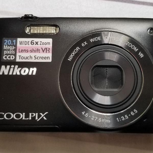 Câmera Digital Nikon Coolpix S4400 Preta