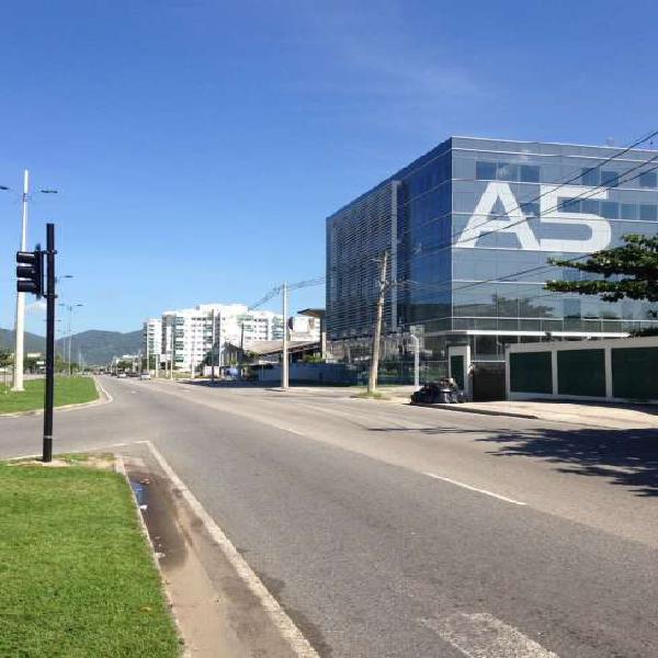 LOJA COM 83M² PARA LOCAÇÃO NO A5 OFFICES - RECREIO DO