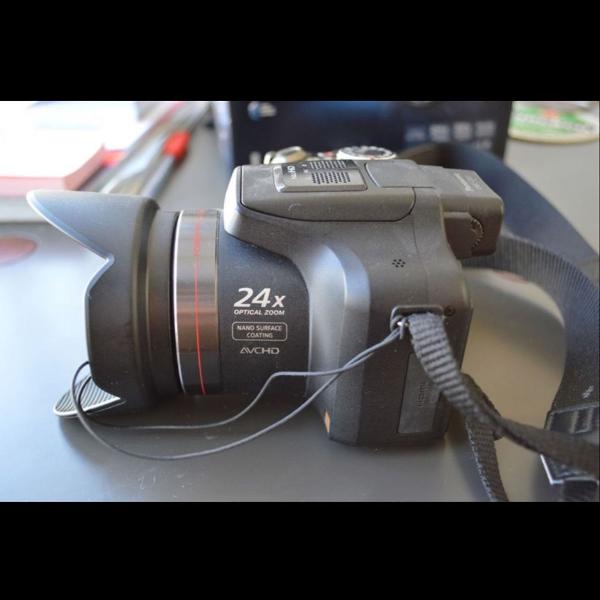 camera semiprofessional lumix fz47