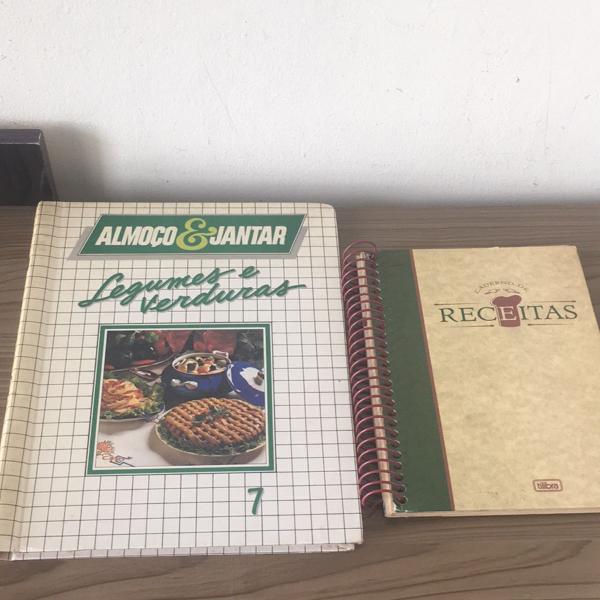 conjunto de livro de receita com caderno
