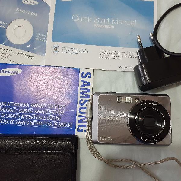 máquina fotográfica Samsung, usada