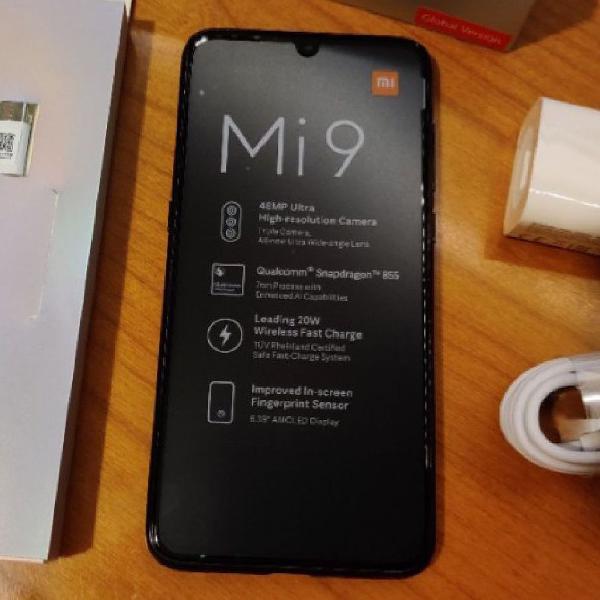 Smartphone Xiaomi Mi 9 128GB 6GB RAM Black Piano Dual Chip