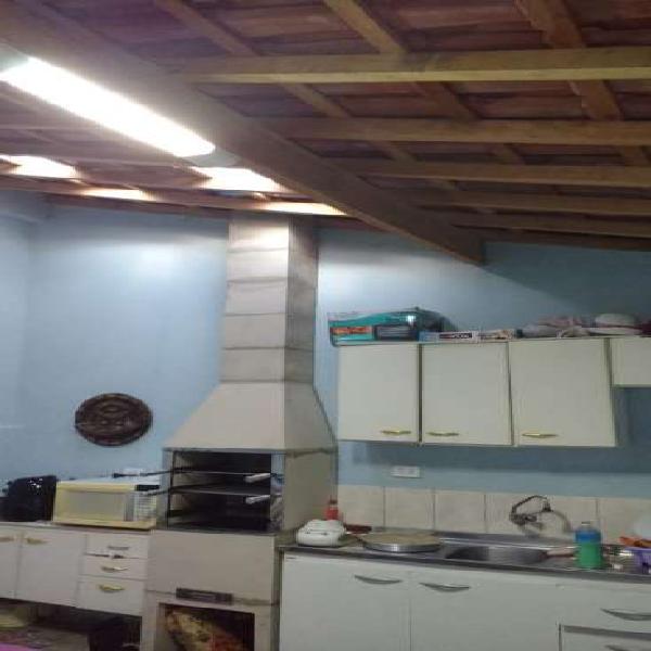 Casa para venda com 2 quartos no Parque Interlagos