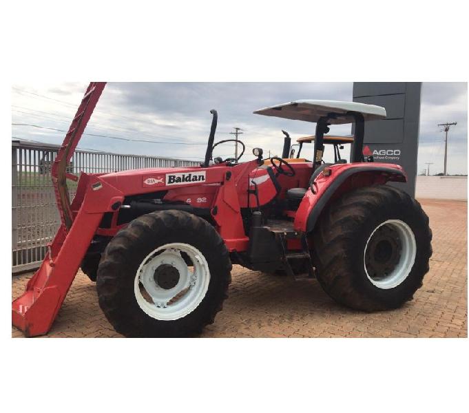 Trator Marca Massey Ferguson MF-292 4x4