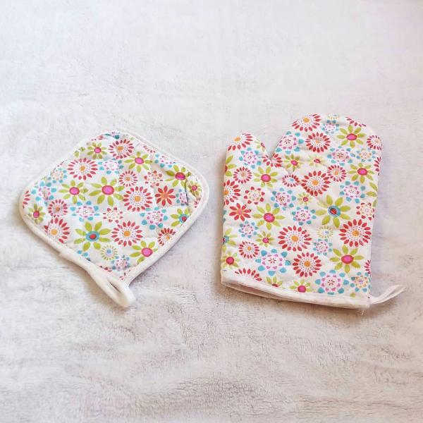 conjunto luva de forno flores