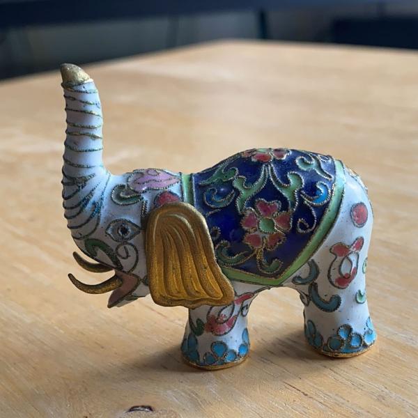 elefante cloisonné