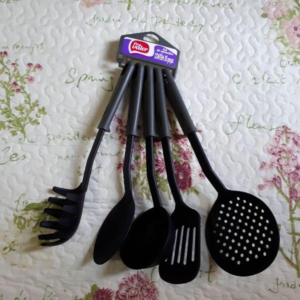 kit de utensilios para cozinha