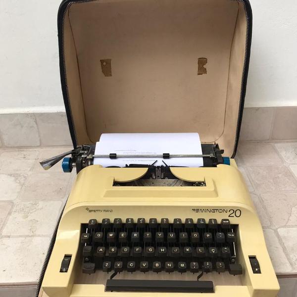 maquina de escrever super conservada remington 20