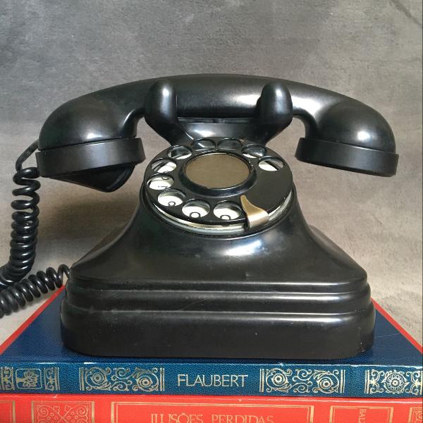 telefone antigo de baquelite preto