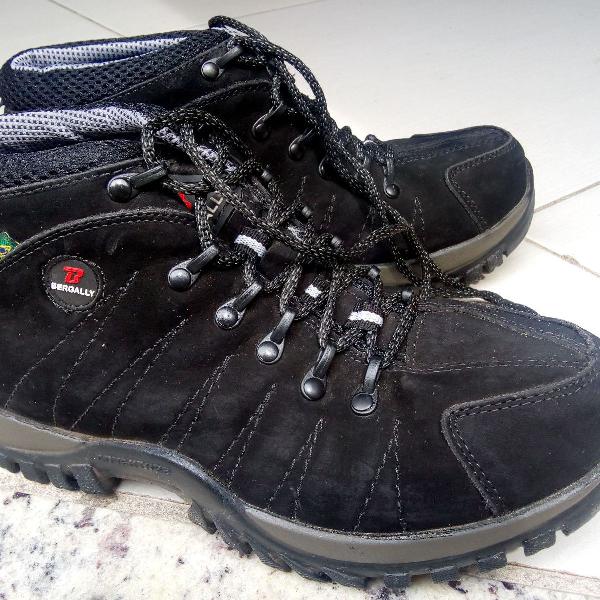 Bota/Coturno adventure Bergally