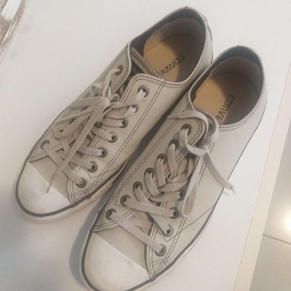 Tenis All Star Converse em Couro Num:40