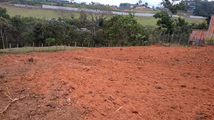 Terreno de 300m2 plano pronto para construir com fácil