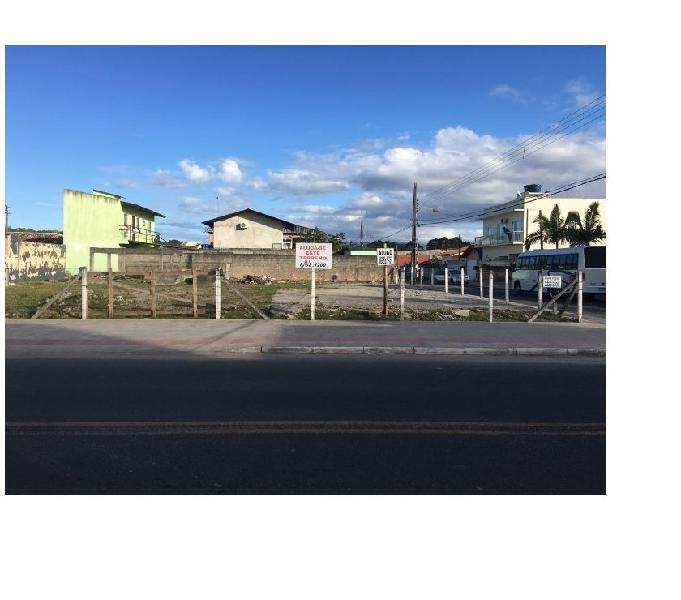 Terrenos de esquina na Geral do Ceniro, São José –