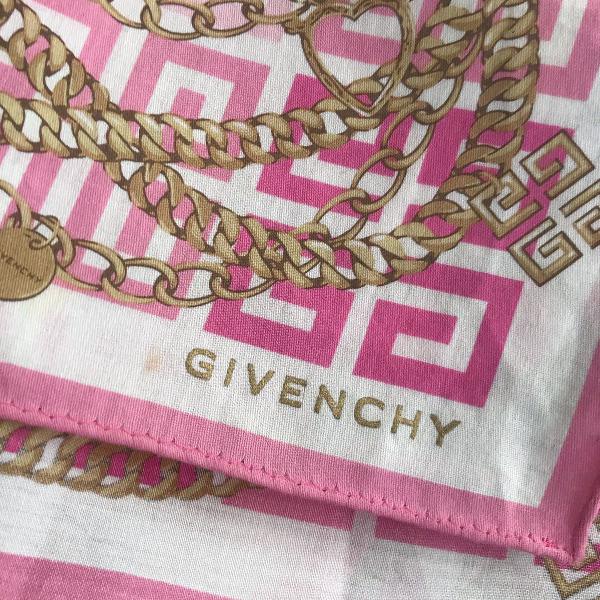 lenço givenchy