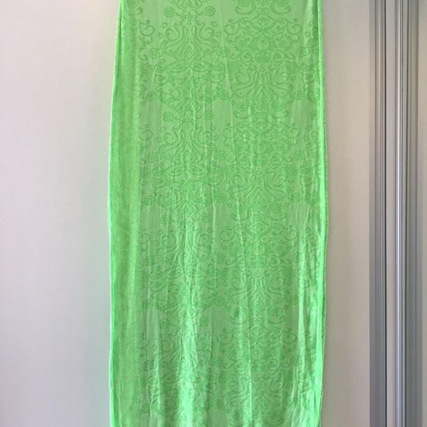 lenço longo verde