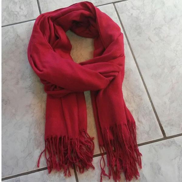 lenço vermelho
