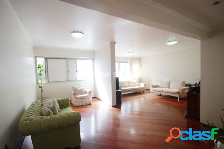 Apartamento 2 quartos à venda na Rua Alves Guimarães -