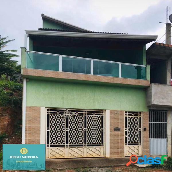 Casa á venda em Terra Preta com ótima localização