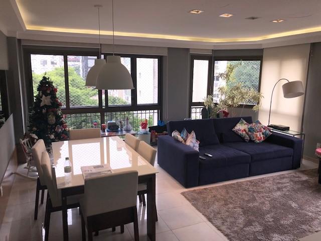 Apartamento 3 dormitórios no Mont Serrat com 2 vagas