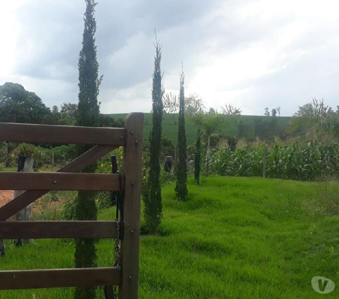 Chácara com casa 2.800 mts de terreno