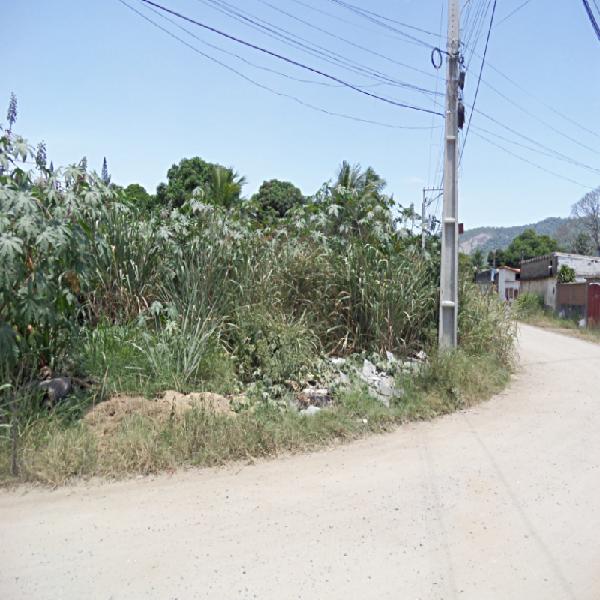 Terreno De Esquina, Unifamiliar, Podendo Ser Residencial Ou