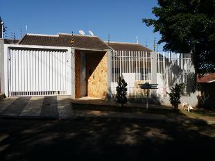 CASA NO PARQUE DAS LARANJEIRAS