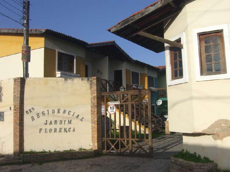 Casa de condomínio em Serrinha - Fortaleza - CE
