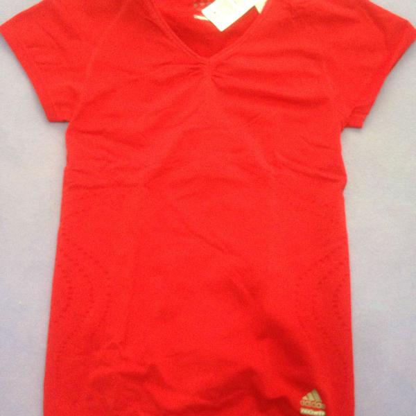 blusa coladinha adidas